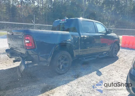 2025 Ram 1500 Big Horn 4X4 5'7 Box z USA, uszkodzony, nr VIN 1C6SRFFPXSN739878